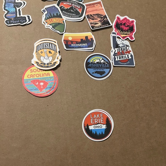 South Carolina Matte Finish PVC Removable Waterproof Decor Accent St… - Picture 11 of 13